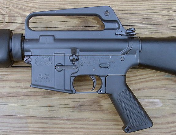 575ar15c.jpg - 62543 Bytes