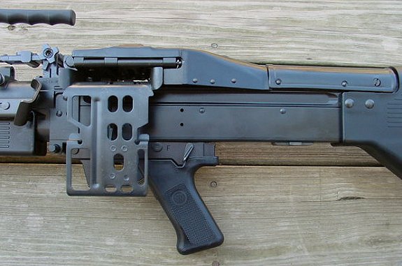 444m60e3f.jpg - 53161 Bytes